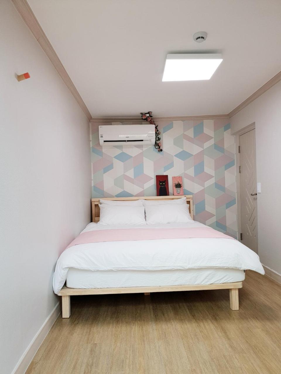 Dal Garam Guesthouse Каннын Экстерьер фото